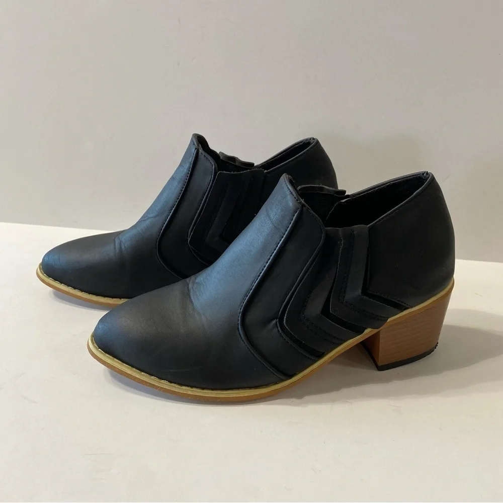 Black Faux Leather Square Heel Ankle Booties Size 5.5